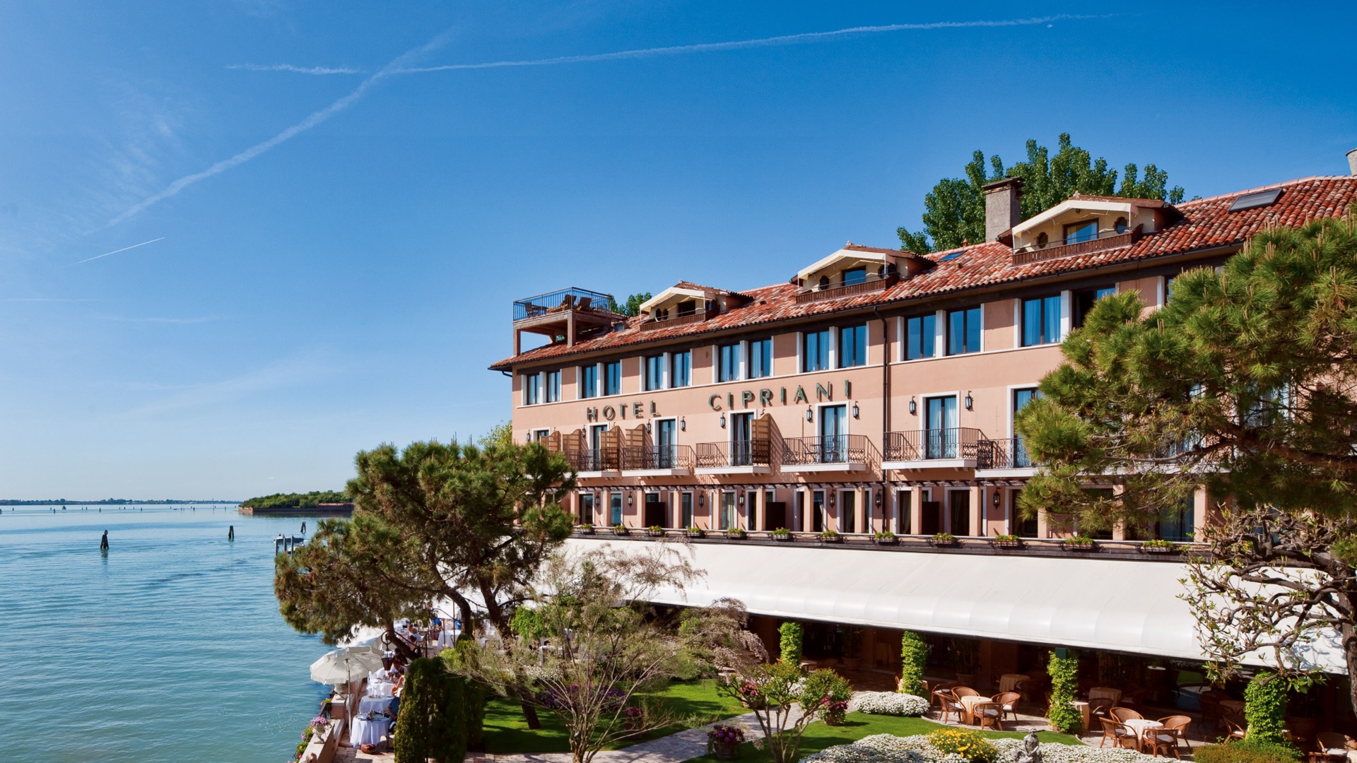 Hotel Cipriani, Venice — lagoon facade